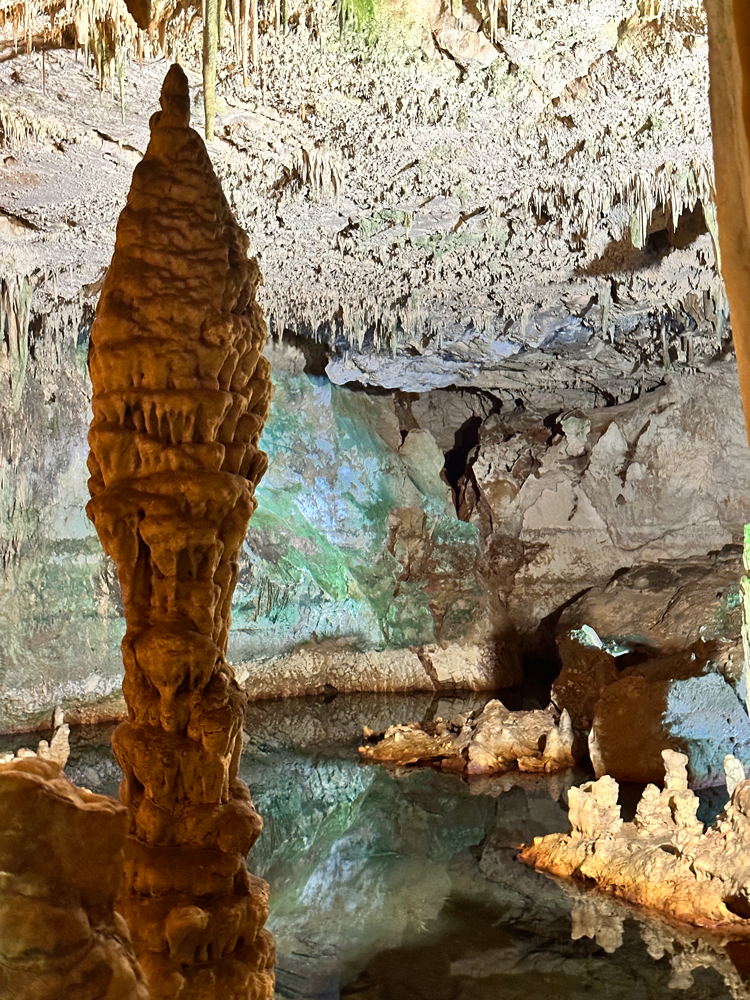 Stalagmiti Stalattiti Grotta Nettuno