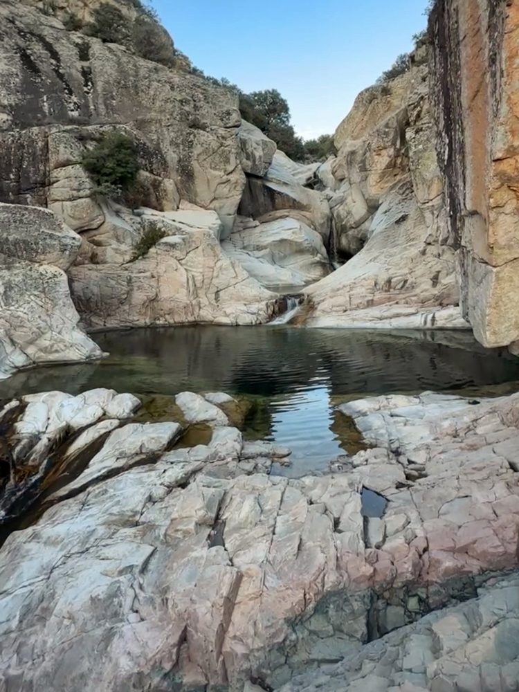 Bau Mela capolavoro di granito e acqua in alta Ogliastra