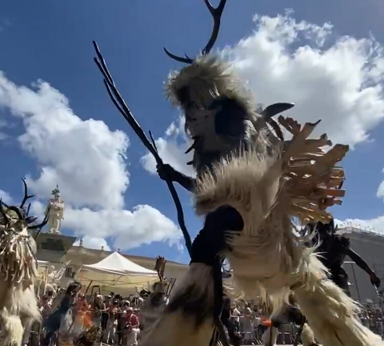 Carnevale in Sardegna riti, maschere millenarie e fuochi purificatori